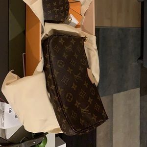 Louis Vuitton hottest five in one